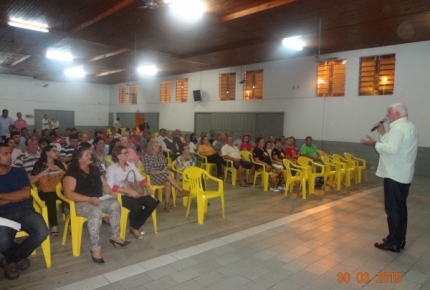 COOPERA em comunidade reuniu associados do bairro 4ª Linha