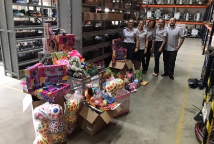 Equipes de Melhorias da COOPERA realizam campanha de arrecadação de brinquedos para o Natal